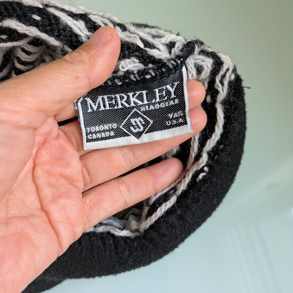 Merkley Wool Hat – Black & White with Color Circle Design - Picture 3 of 6